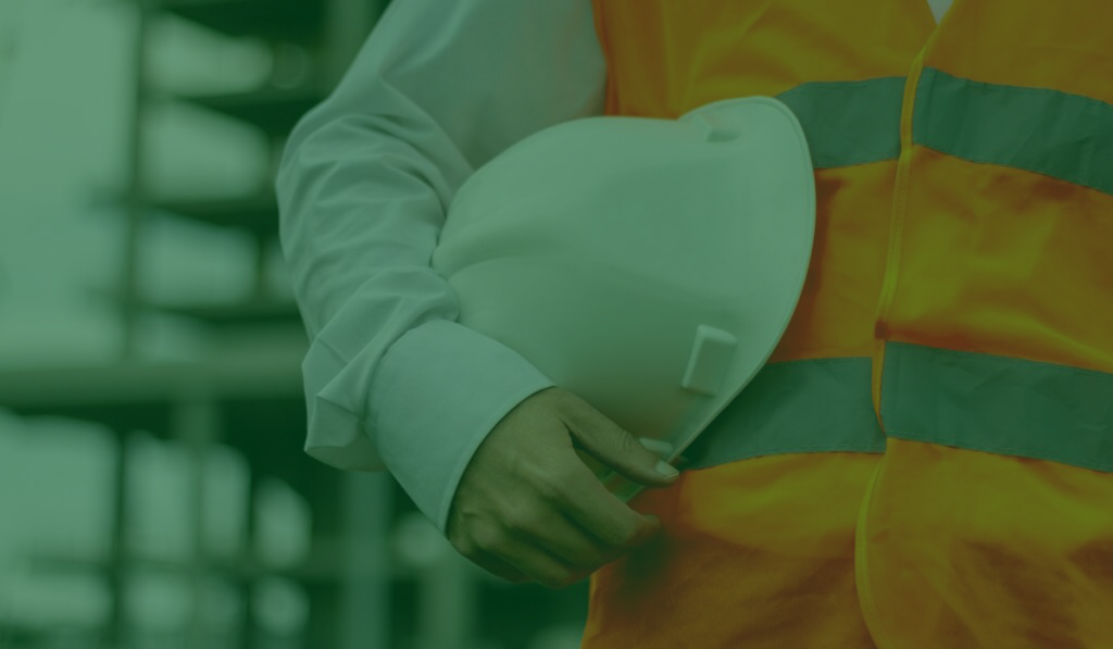 Serralheiro Serrando